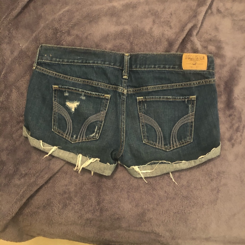 Shorts - Picture 2 of 2